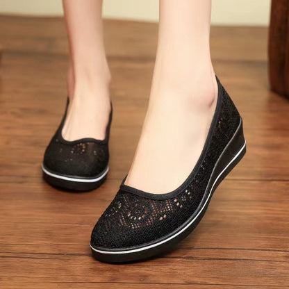 Дишащи, нехлъзгави дамски обувки на платформи